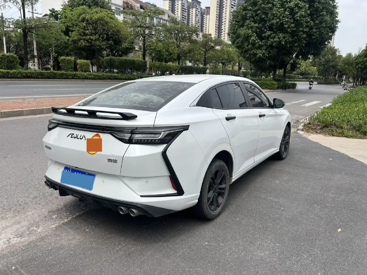 2023 DongFeng Aeolus YiXuan 1.5L 125HP L4 6DCT,autocango,china used car exporter,china ev exporter,chinese used car exporter,chinese used ev exporter