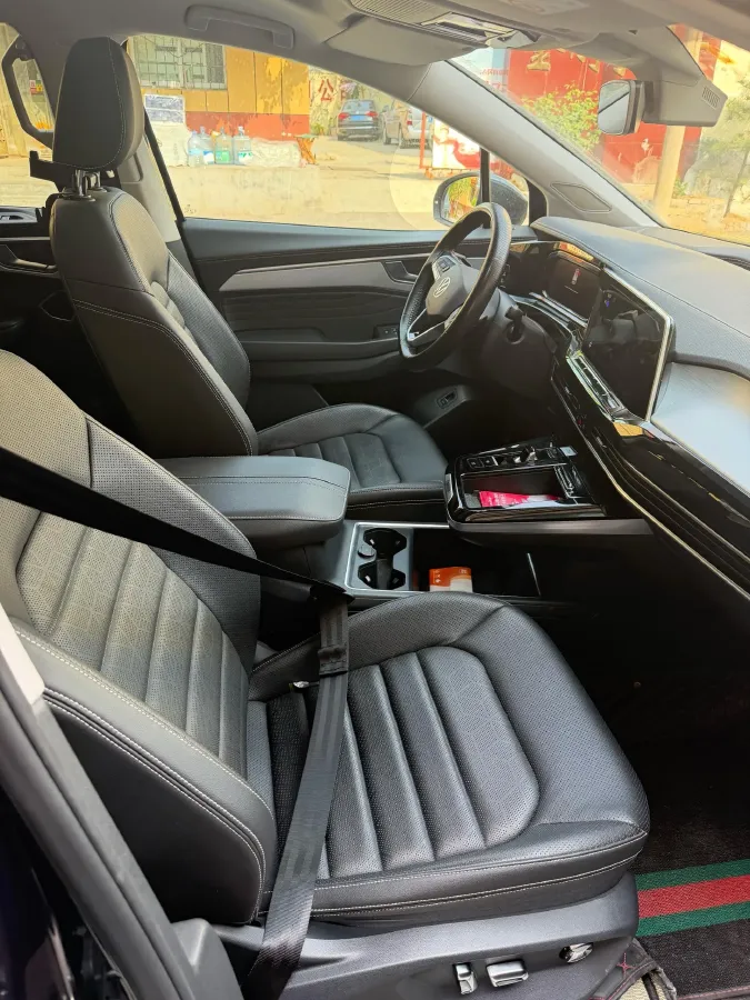 2021 Volkswagen Talagon 2.0T 220HP L4 7DCT,autocango,china used car exporter,china ev exporter,chinese used car exporter,chinese used ev exporter