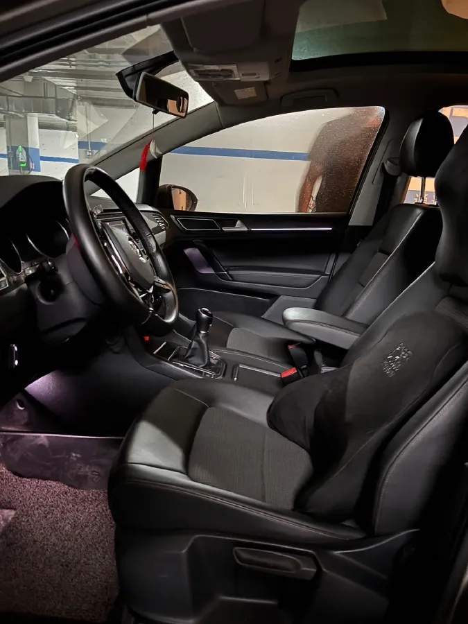 2018 Volkswagen Golf Sportsvan 1.4T 131HP L4 5MT,autocango,china used car exporter,china ev exporter,chinese used car exporter,chinese used ev exporter