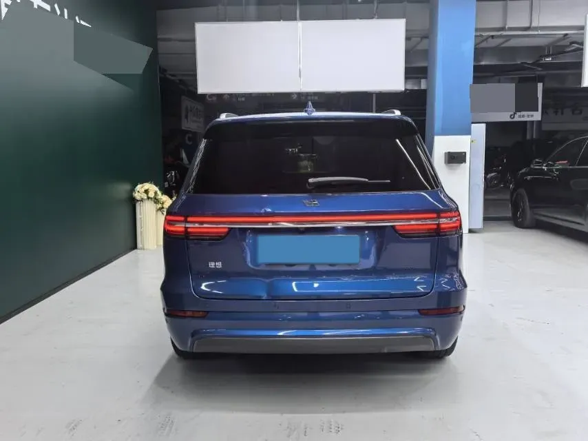 2020 Li ONE Range Extended 131HP REEV 40.5KWH,autocango,china used car exporter,china ev exporter,chinese used car exporter,chinese used ev exporter