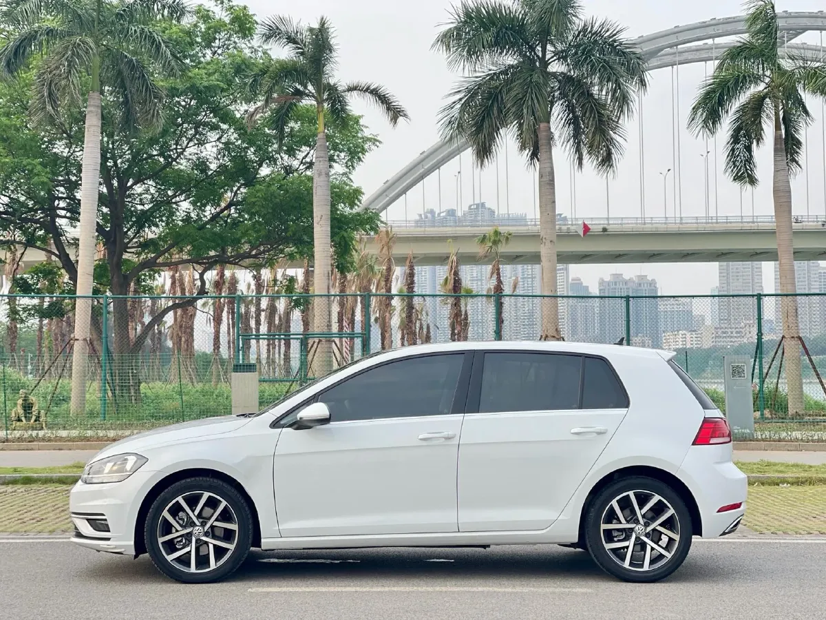 2020 Volkswagen Golf 1.4T 150HP L4 7DCT,autocango,china used car exporter,china ev exporter,chinese used car exporter,chinese used ev exporter