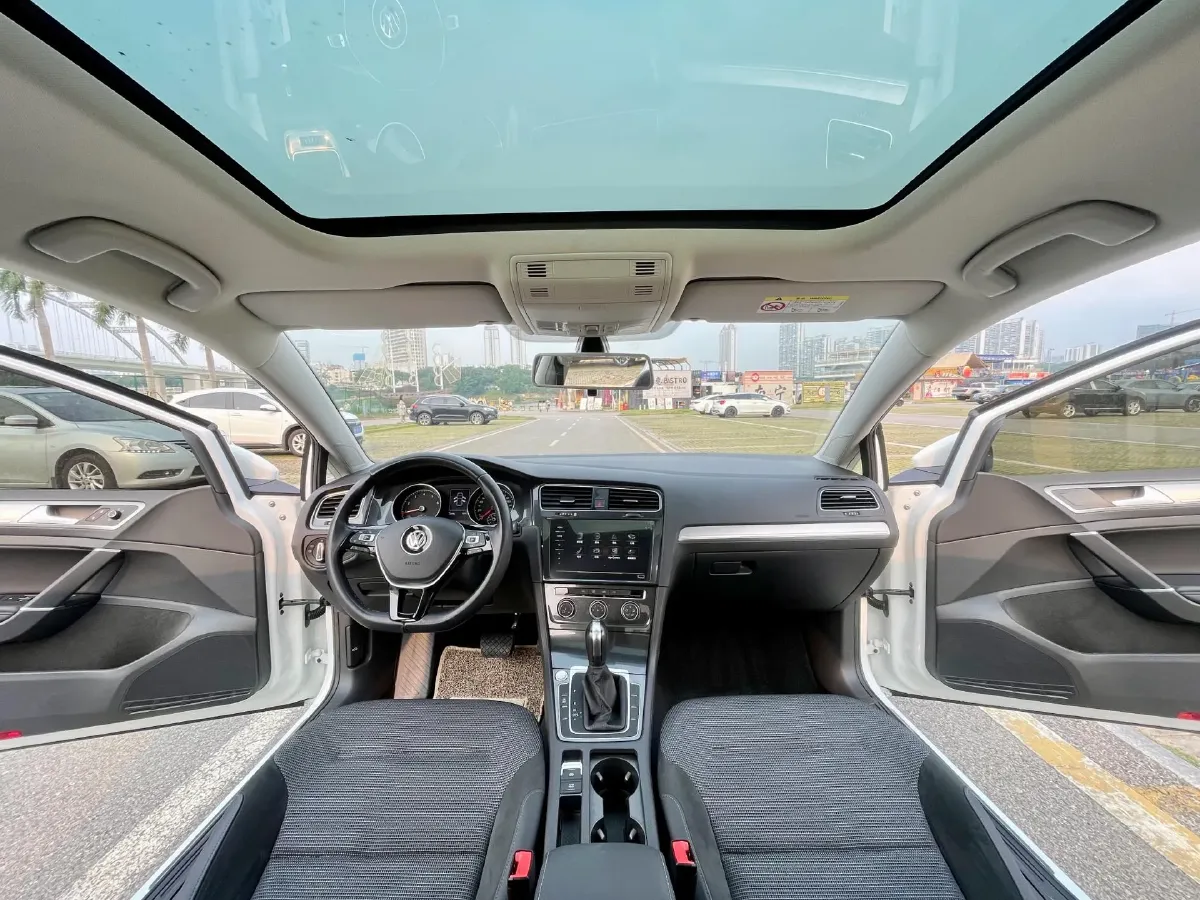 2020 Volkswagen Golf 1.4T 150HP L4 7DCT,autocango,china used car exporter,china ev exporter,chinese used car exporter,chinese used ev exporter