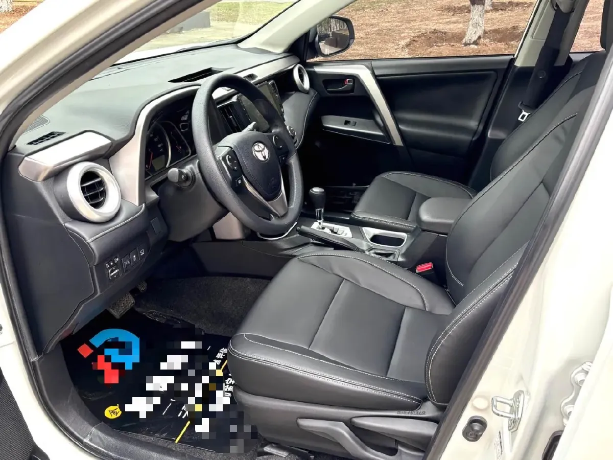 2016 Mitsubishi Outlander 2.0L 150HP L4 CVT,autocango,china used car exporter,china ev exporter,chinese used car exporter,chinese used ev exporter