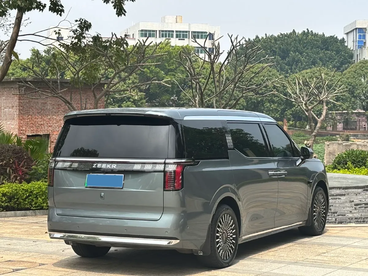 2024 Zeekr 009 BEV 108KWH,autocango,china used car exporter,china ev exporter,chinese used car exporter,chinese used ev exporter