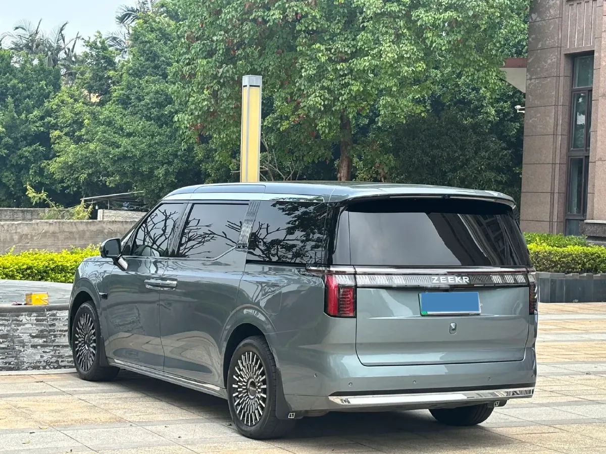 2024 Zeekr 009 BEV 108KWH,autocango,china used car exporter,china ev exporter,chinese used car exporter,chinese used ev exporter