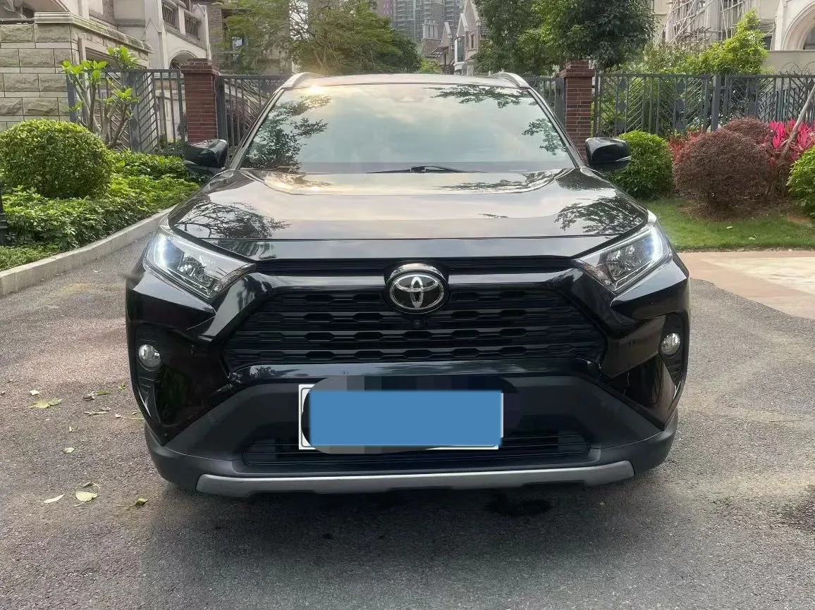 2020 Toyota RAV4 2.0L 171HP L4 CVT,autocango,china used car exporter,china ev exporter,chinese used car exporter,chinese used ev exporter