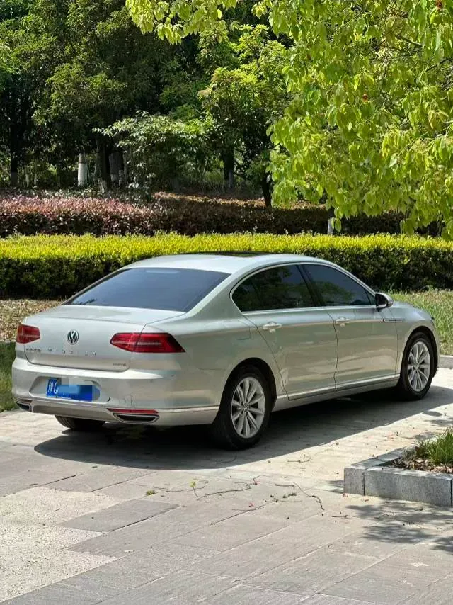 2018 Volkswagen Magotan 1.4T 150HP L4 7DCT,autocango,china used car exporter,china ev exporter,chinese used car exporter,chinese used ev exporter