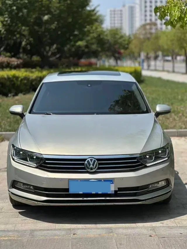 2018 Volkswagen Magotan 1.4T 150HP L4 7DCT,autocango,china used car exporter,china ev exporter,chinese used car exporter,chinese used ev exporter