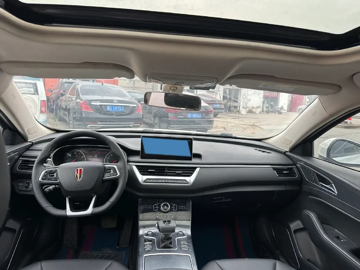 2022 HongQi H5 1.5T 169HP L4 7DCT,autocango,china used car exporter,china ev exporter,chinese used car exporter,chinese used ev exporter