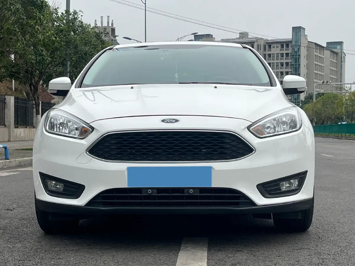 2018 Ford Focus 1.6L 125HP L4 6DCT,autocango,china used car exporter,china ev exporter,chinese used car exporter,chinese used ev exporter