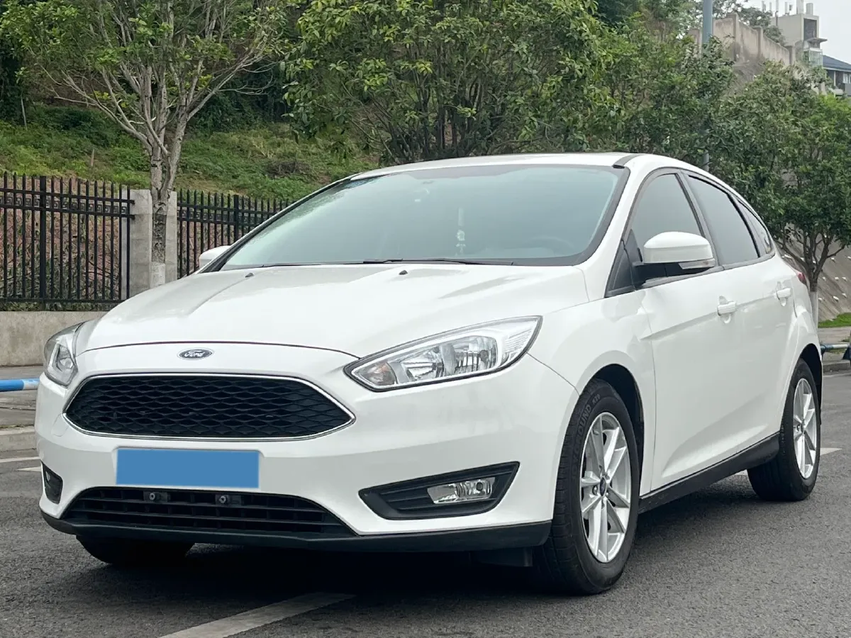 2018 Ford Focus 1.6L 125HP L4 6DCT,autocango,china used car exporter,china ev exporter,chinese used car exporter,chinese used ev exporter