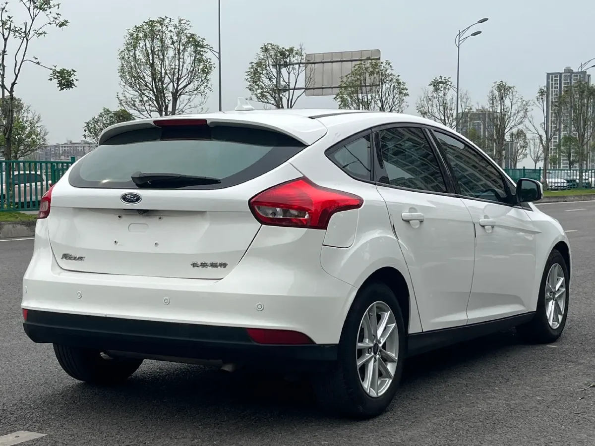 2018 Ford Focus 1.6L 125HP L4 6DCT,autocango,china used car exporter,china ev exporter,chinese used car exporter,chinese used ev exporter