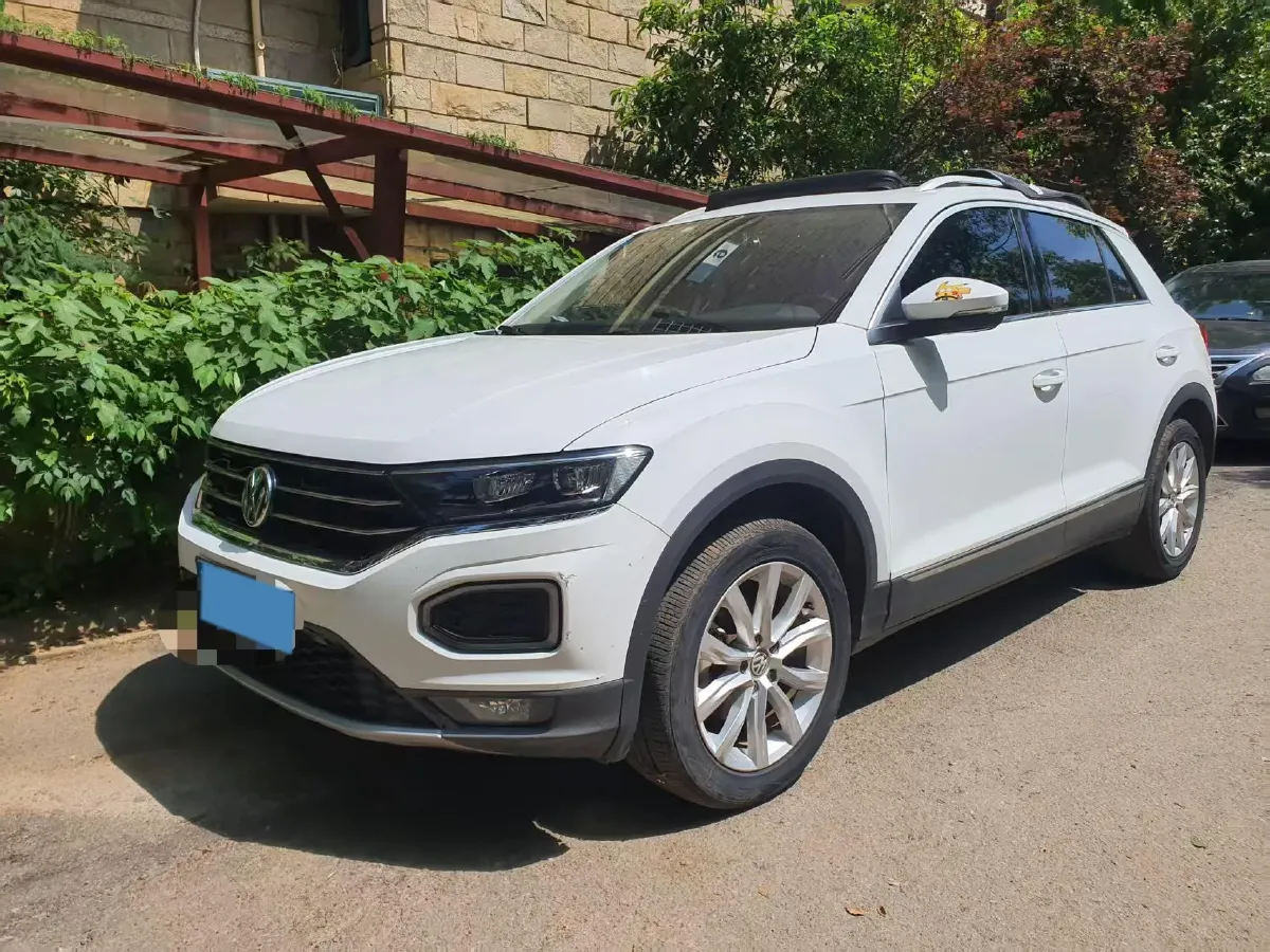 2019 Volkswagen T-Roc 1.4T 131HP L4 7DCT,autocango,china used car exporter,china ev exporter,chinese used car exporter,chinese used ev exporter