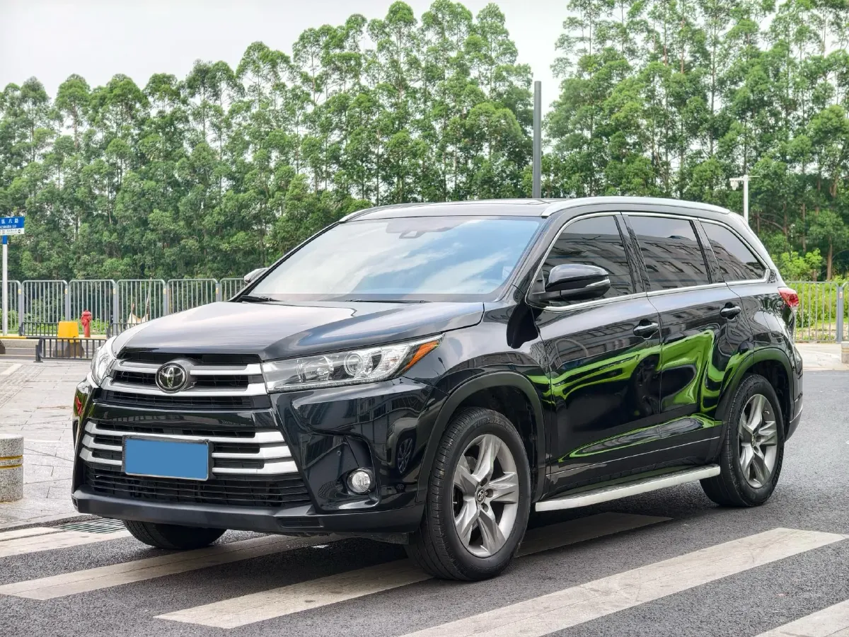 2021 Toyota Highlander 2.0T 220HP L4 6AT,autocango,china used car exporter,china ev exporter,chinese used car exporter,chinese used ev exporter