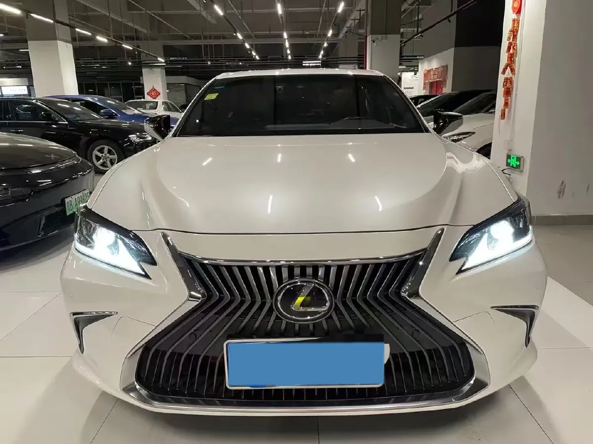 2020 Lexus ES 2.0L 173HP L4 CVT,autocango,china used car exporter,china ev exporter,chinese used car exporter,chinese used ev exporter