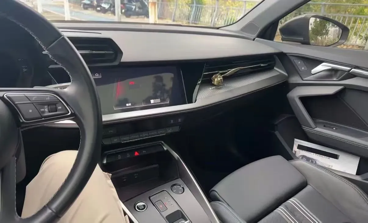 2025 Audi A3 1.5T 160HP L4 7DCT,autocango,china used car exporter,china ev exporter,chinese used car exporter,chinese used ev exporter