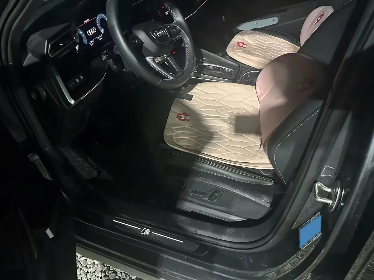 2025 Audi A3 1.5T 160HP L4 7DCT,autocango,china used car exporter,china ev exporter,chinese used car exporter,chinese used ev exporter