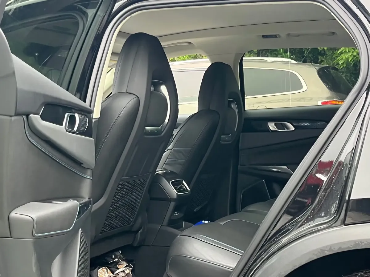 2018 Isuzu Mu-X 1.9T 163HP L4 6AT,autocango,china used car exporter,china ev exporter,chinese used car exporter,chinese used ev exporter