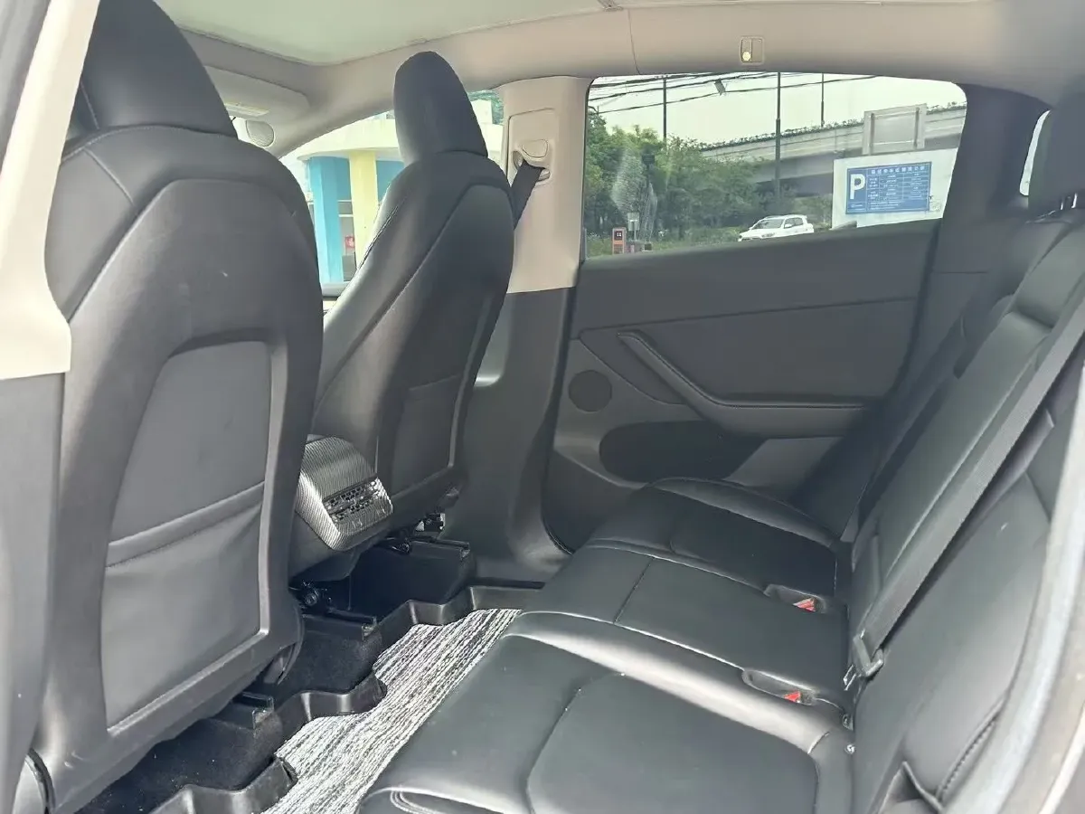 2022 Tesla Model Y BEV 60KWH,autocango,china used car exporter,china ev exporter,chinese used car exporter,chinese used ev exporter