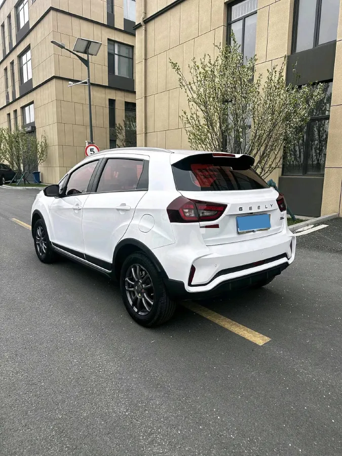 2021 Geely Vision X3 1.5L 109HP L4 5MT,autocango,china used car exporter,china ev exporter,chinese used car exporter,chinese used ev exporter