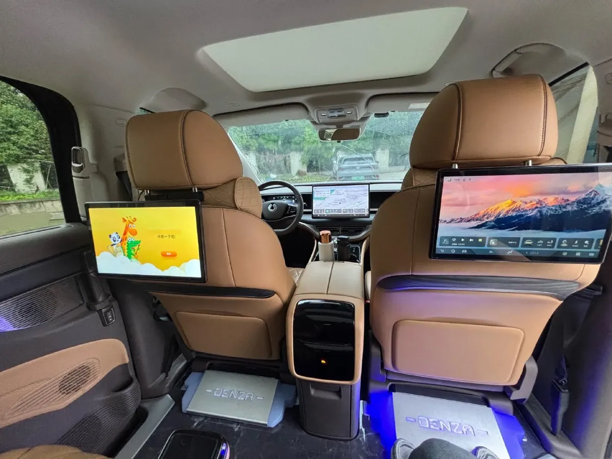 2022 Mercedes-Benz GLC Class 2.0T 197HP L4 9AT,autocango,china used car exporter,china ev exporter,chinese used car exporter,chinese used ev exporter