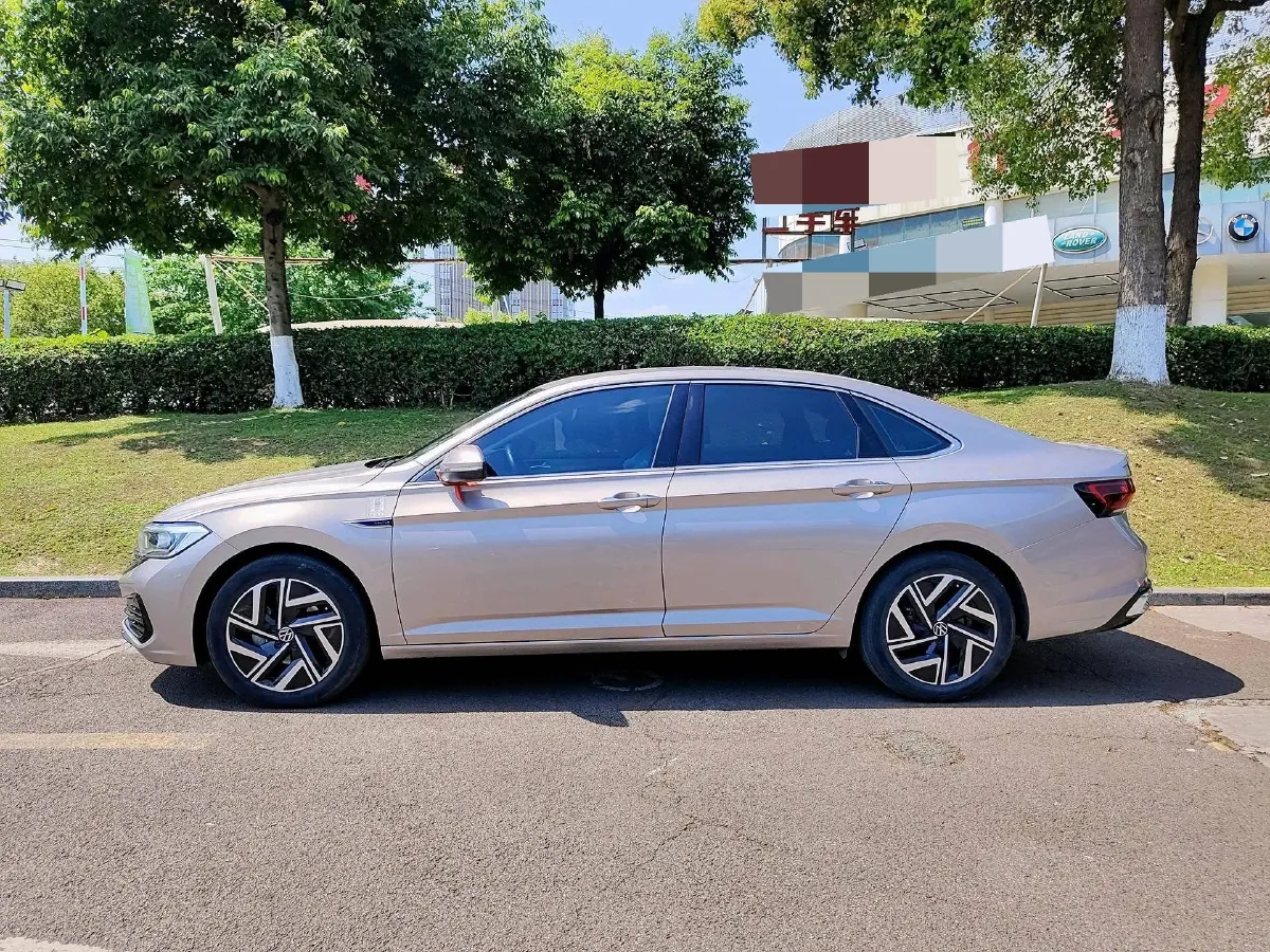 2023 Volkswagen Sagitar 1.5T 160HP L4 7DCT,autocango,china used car exporter,china ev exporter,chinese used car exporter,chinese used ev exporter