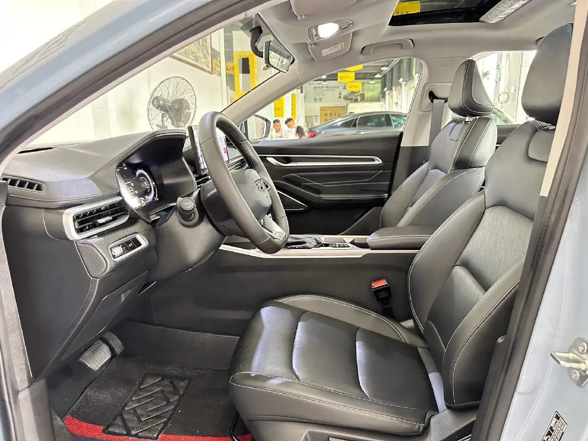 2023 Geely Emgrand 1.5L 127HP L4 CVT,autocango,china used car exporter,china ev exporter,chinese used car exporter,chinese used ev exporter