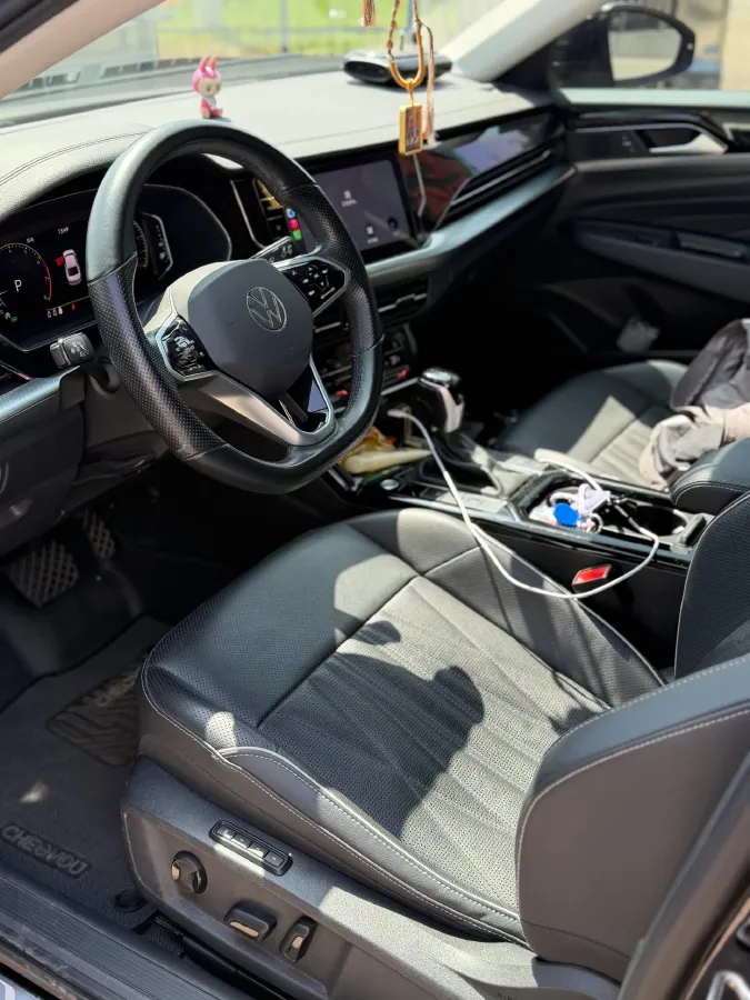 2022 Xpeng P7 BEV 60.2KWH,autocango,china used car exporter,china ev exporter,chinese used car exporter,chinese used ev exporter