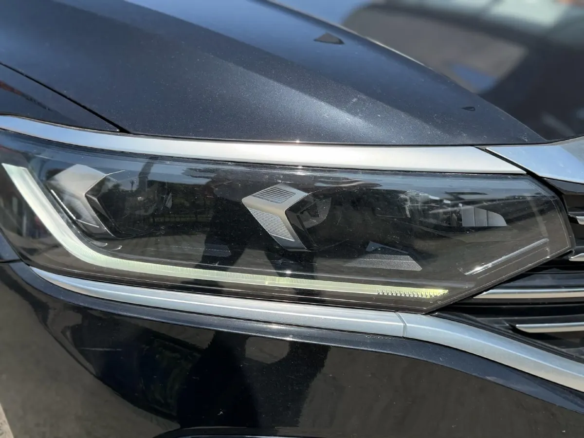 2022 Xpeng P7 BEV 60.2KWH,autocango,china used car exporter,china ev exporter,chinese used car exporter,chinese used ev exporter