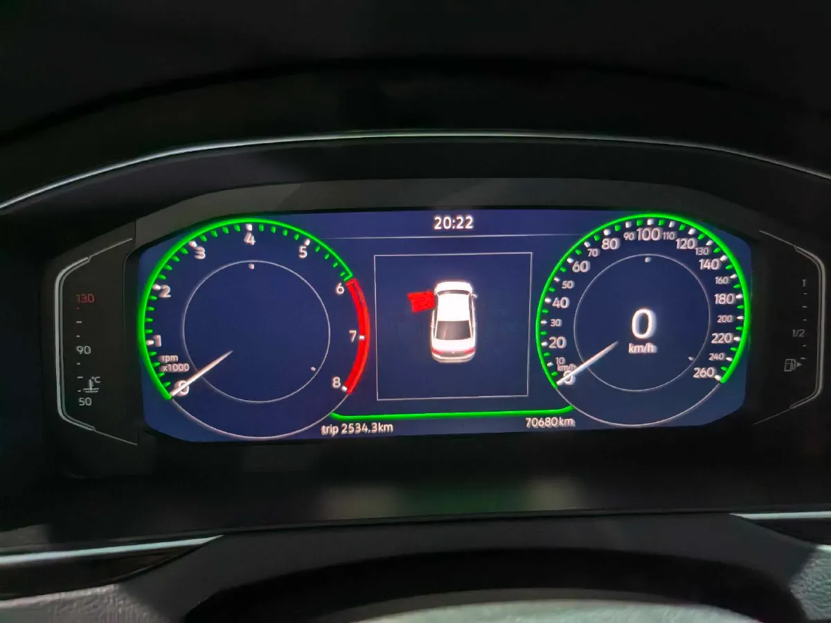 2020 Volkswagen Magotan 2.0T 186HP L4 7DCT,autocango,china used car exporter,china ev exporter,chinese used car exporter,chinese used ev exporter