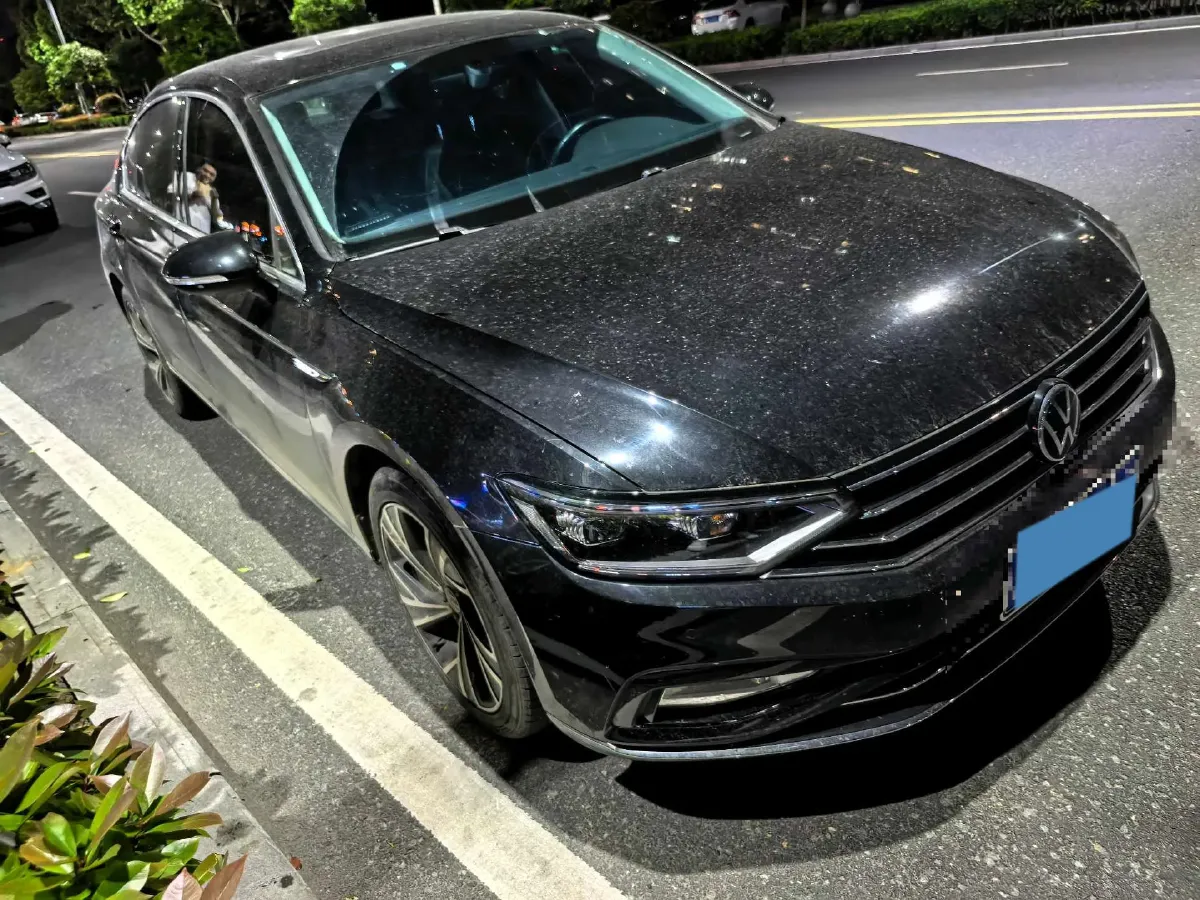 2020 Volkswagen Magotan 2.0T 186HP L4 7DCT,autocango,china used car exporter,china ev exporter,chinese used car exporter,chinese used ev exporter