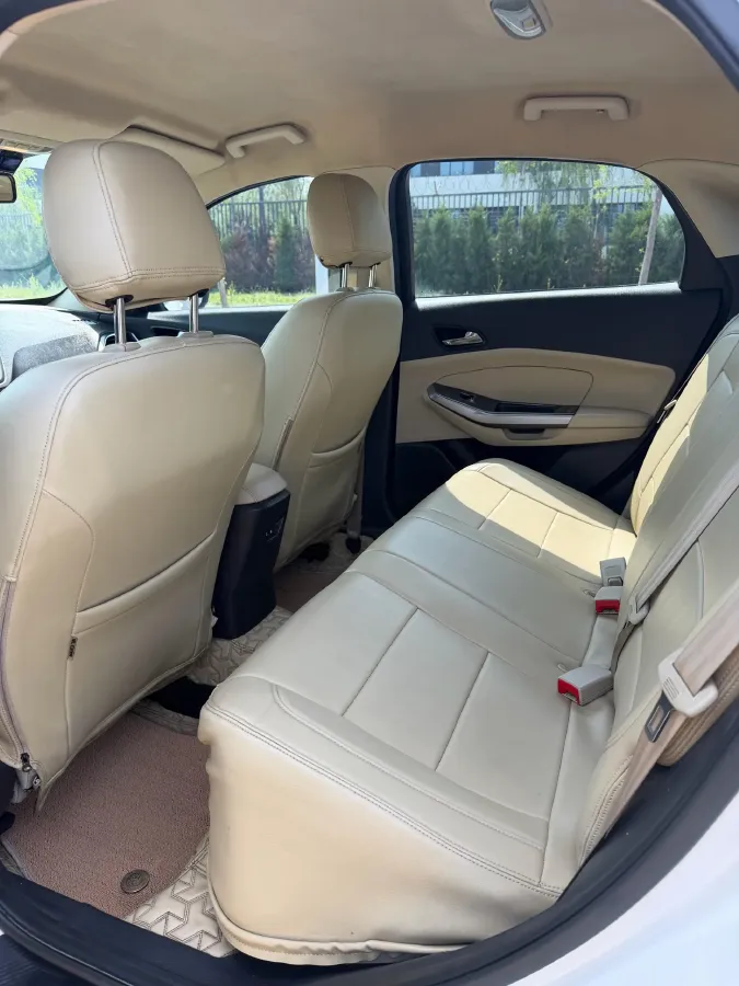 2017 Ford Escort 1.5L 113HP L4 6AT,autocango,china used car exporter,china ev exporter,chinese used car exporter,chinese used ev exporter