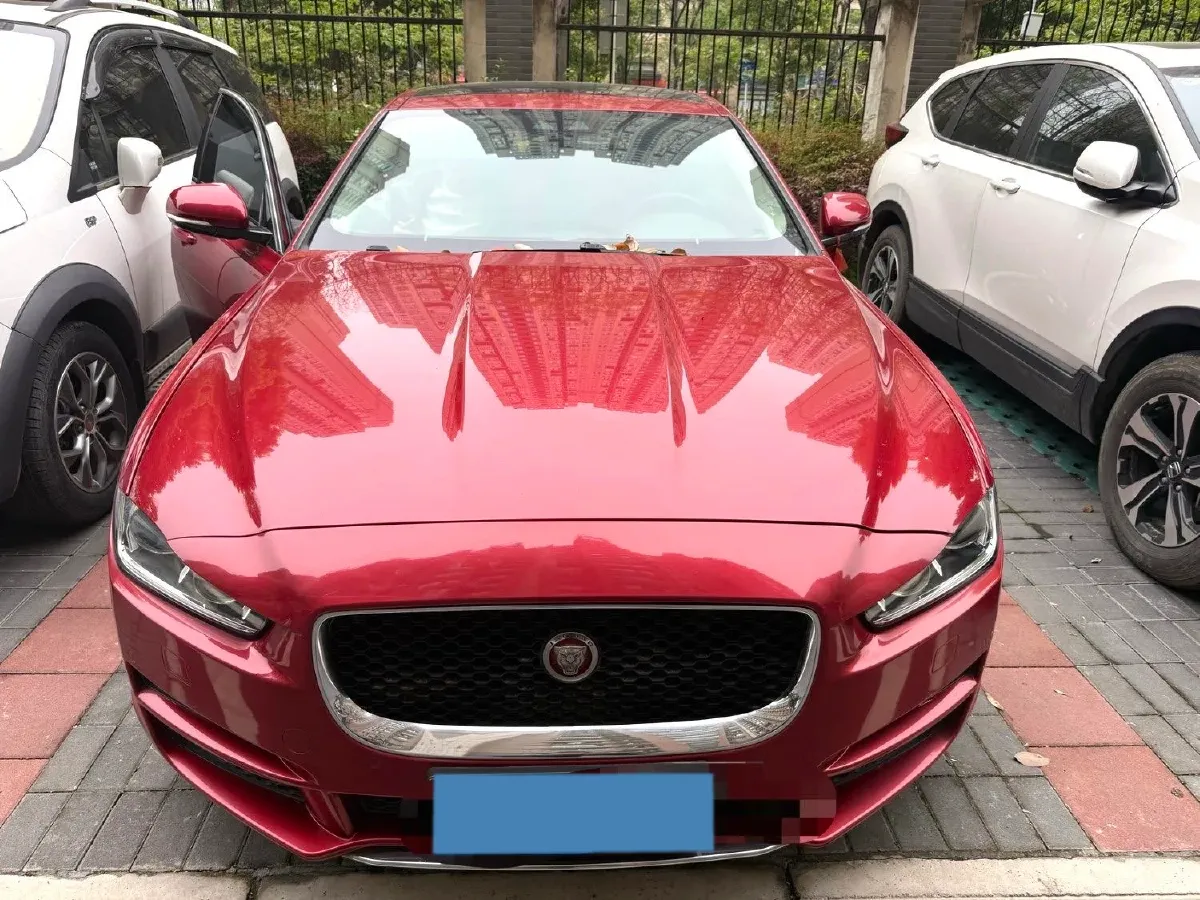 2018 Jaguar XEL 2.0T 200HP L4 8AT,autocango,china used car exporter,china ev exporter,chinese used car exporter,chinese used ev exporter