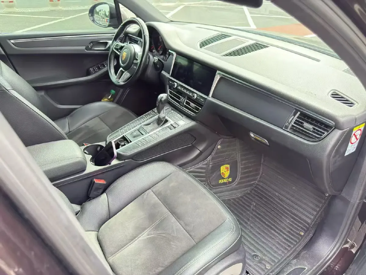 2018 Porsche Macan 2.0T 252HP L4 7DCT,autocango,china used car exporter,china ev exporter,chinese used car exporter,chinese used ev exporter