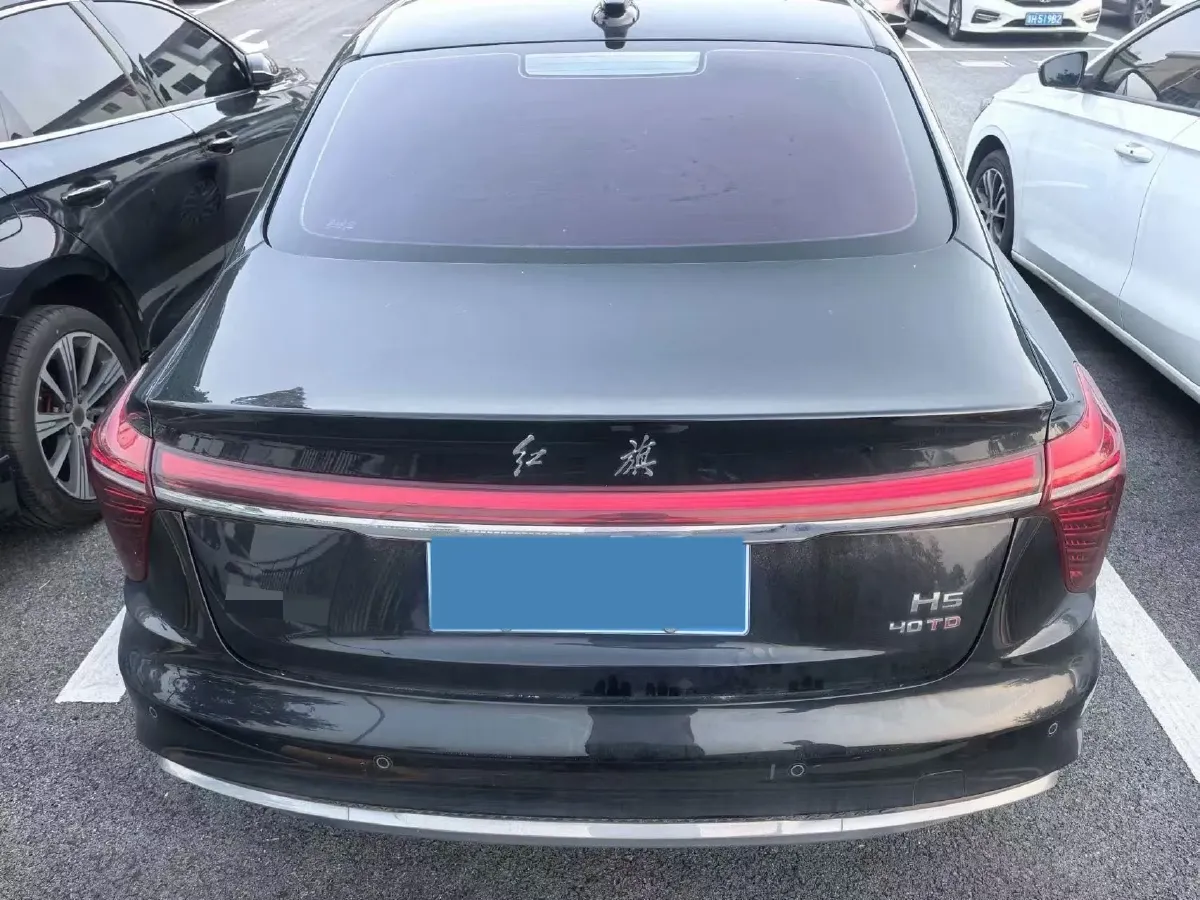 2023 HongQi H5 2.0T 224HP L4 8AT,autocango,china used car exporter,china ev exporter,chinese used car exporter,chinese used ev exporter