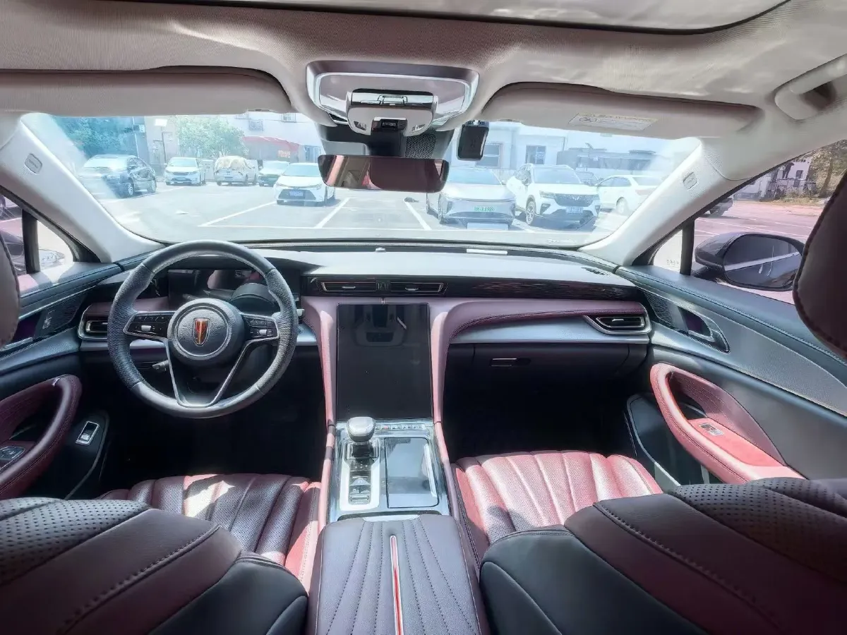 2023 HongQi H5 2.0T 224HP L4 8AT,autocango,china used car exporter,china ev exporter,chinese used car exporter,chinese used ev exporter