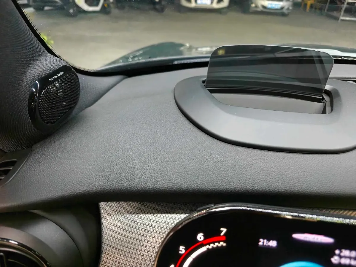 2022 MINI JCW 2.0T 231HP L4 8AT,autocango,china used car exporter,china ev exporter,chinese used car exporter,chinese used ev exporter