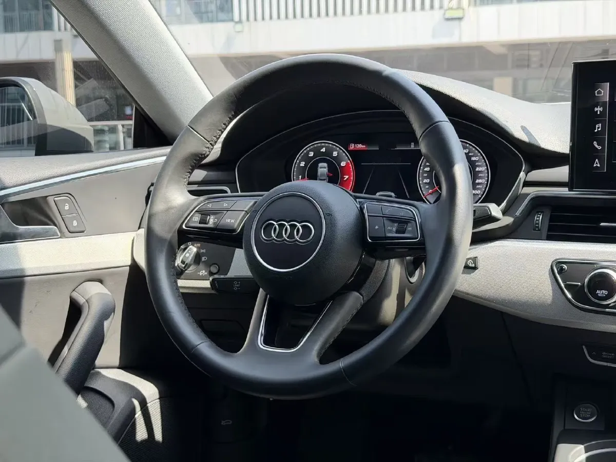 2021 Audi A5 2.0T 204HP L4 7DCT,autocango,china used car exporter,china ev exporter,chinese used car exporter,chinese used ev exporter