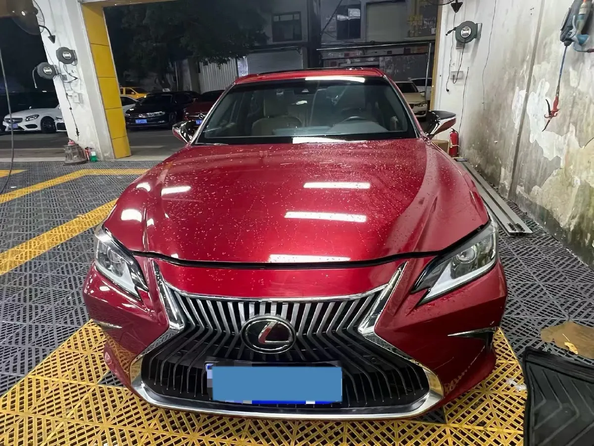 2018 Lexus ES 2.0L 167HP L4 6AT,autocango,china used car exporter,china ev exporter,chinese used car exporter,chinese used ev exporter