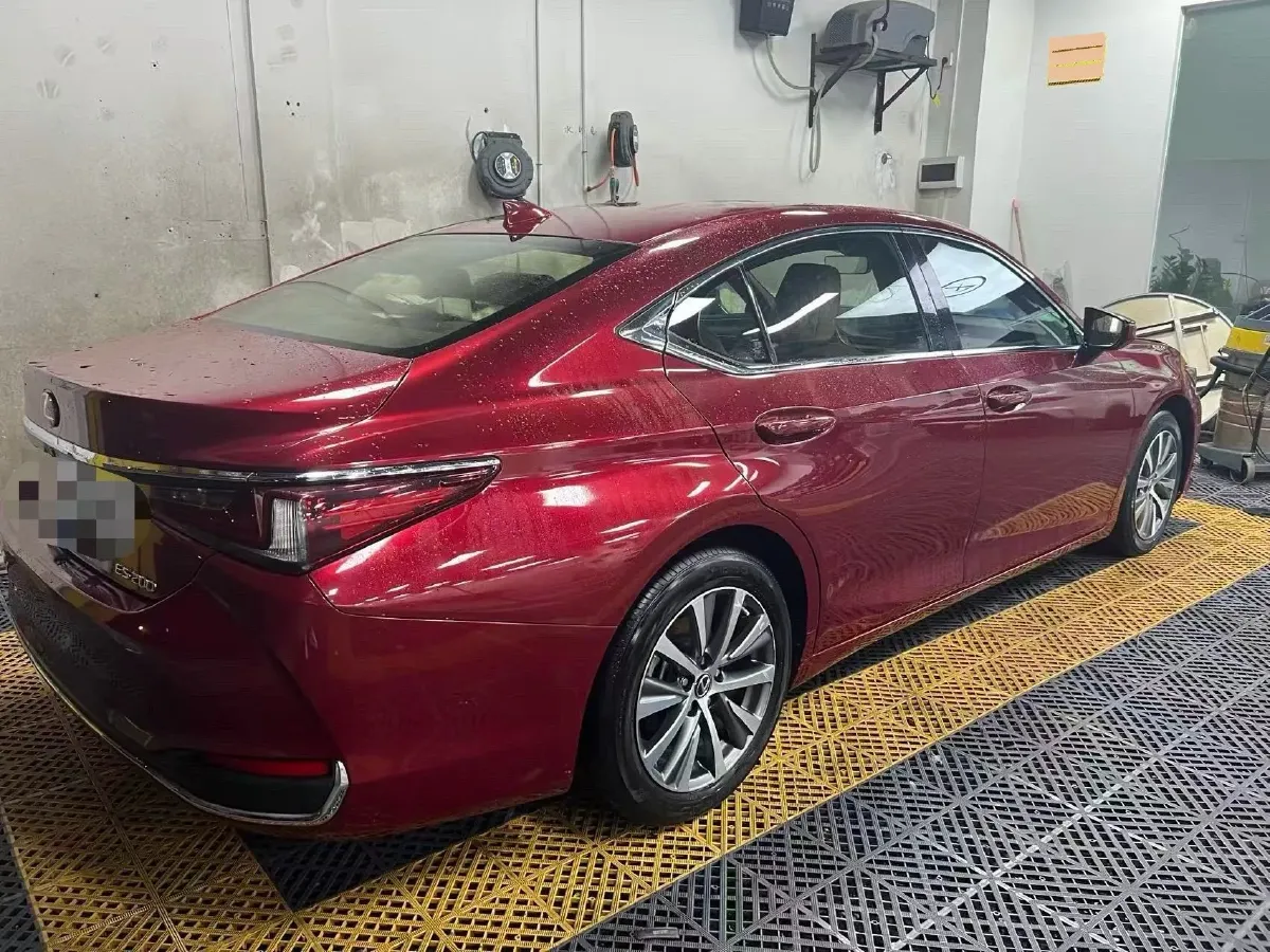2018 Lexus ES 2.0L 167HP L4 6AT,autocango,china used car exporter,china ev exporter,chinese used car exporter,chinese used ev exporter