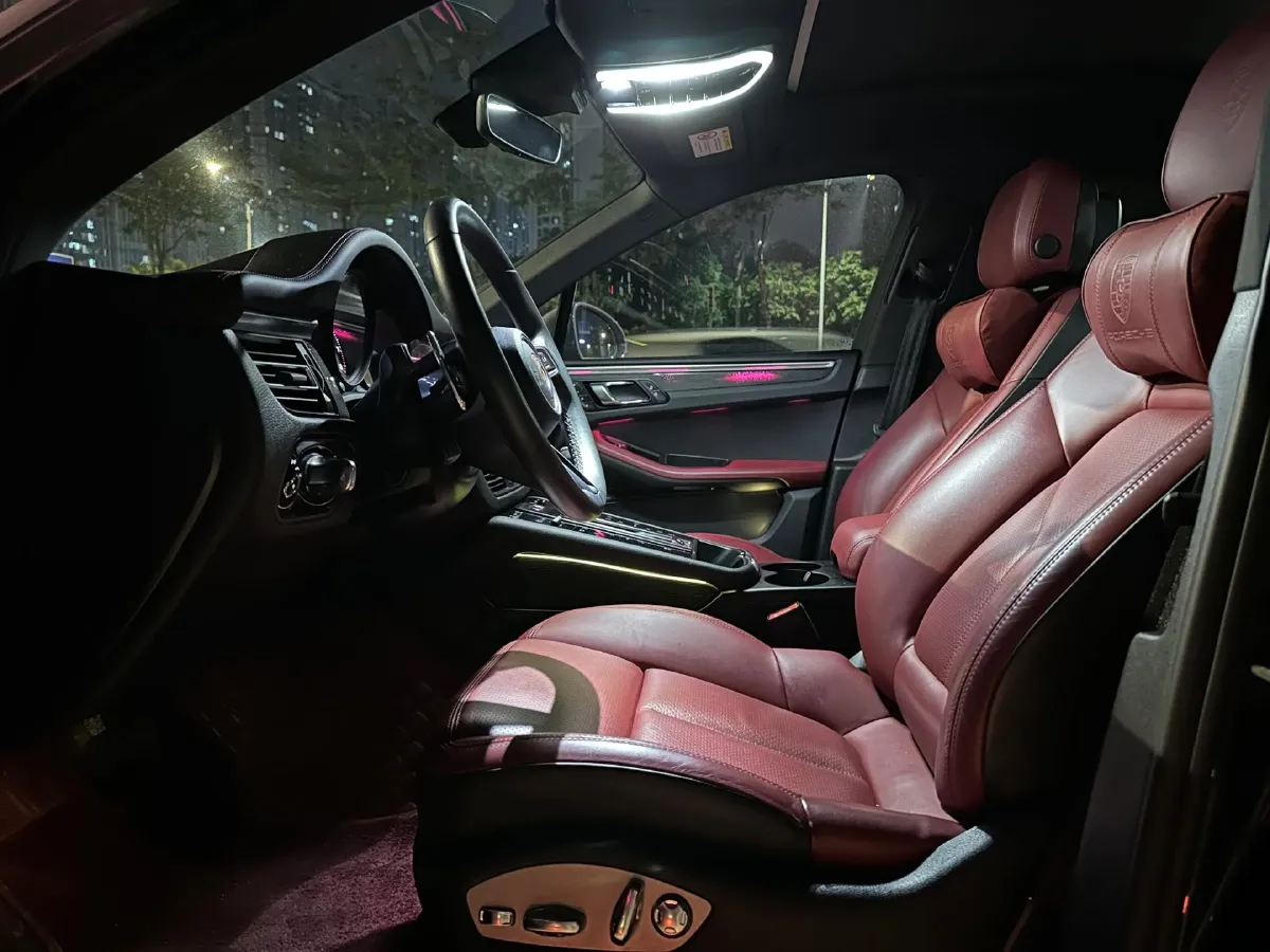 2023 Porsche Macan 2.0T 265HP L4 7DCT,autocango,china used car exporter,china ev exporter,chinese used car exporter,chinese used ev exporter