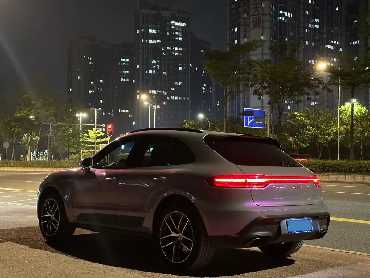 2023 Porsche Macan 2.0T 265HP L4 7DCT,autocango,china used car exporter,china ev exporter,chinese used car exporter,chinese used ev exporter