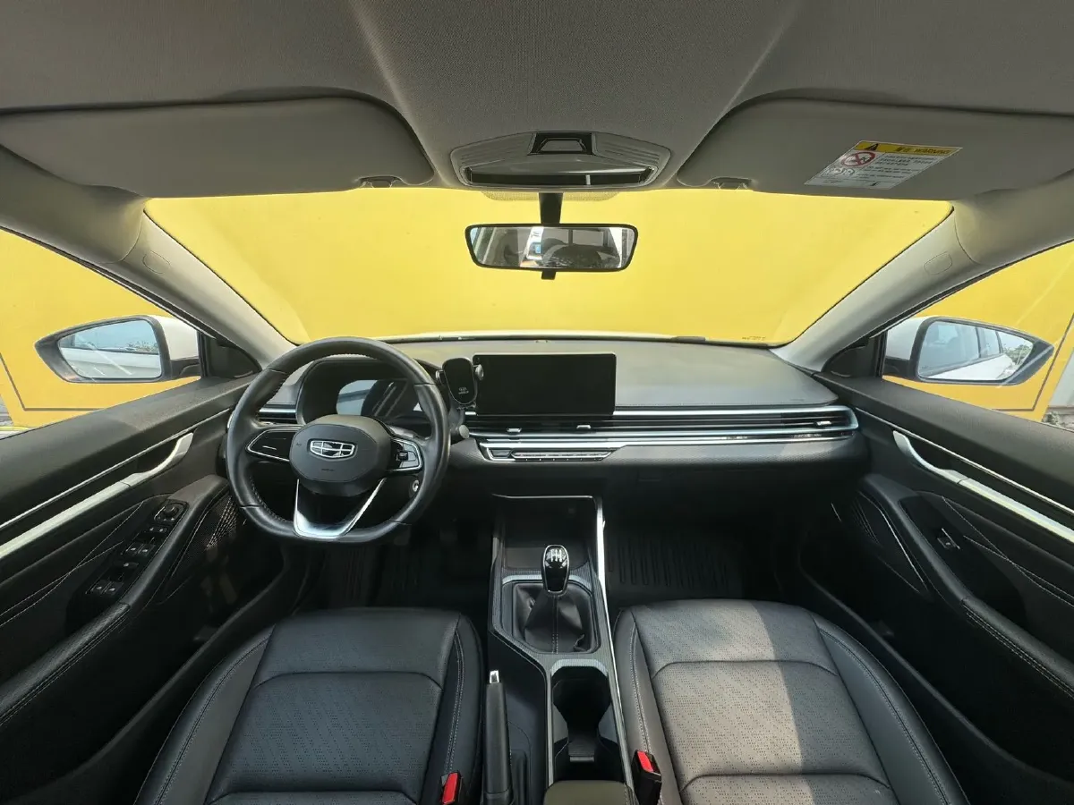 2022 Geely Emgrand 1.5L 114HP L4 5MT,autocango,china used car exporter,china ev exporter,chinese used car exporter,chinese used ev exporter