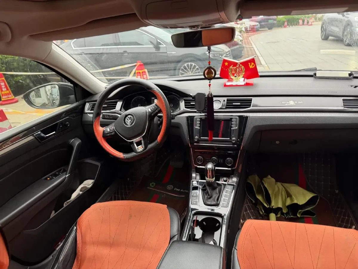 2017 Volkswagen Passat 1.8T 180HP L4 7DCT,autocango,china used car exporter,china ev exporter,chinese used car exporter,chinese used ev exporter