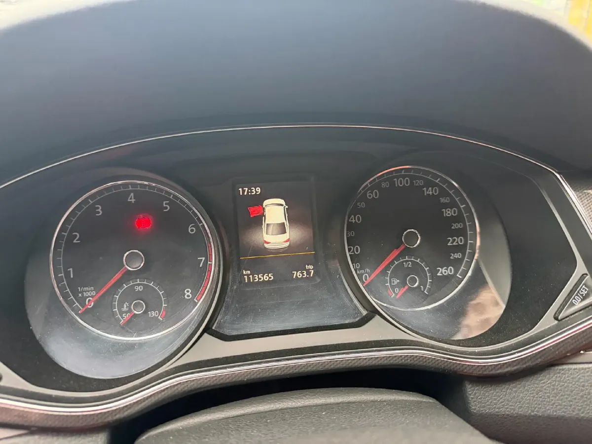 2017 Volkswagen Passat 1.8T 180HP L4 7DCT,autocango,china used car exporter,china ev exporter,chinese used car exporter,chinese used ev exporter