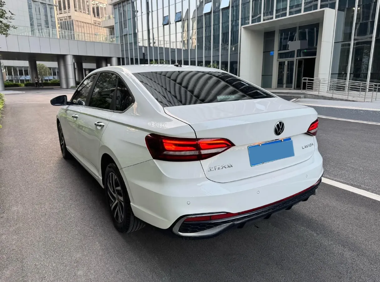 2024 Volkswagen Lavida 1.5L 110HP L4 6AT,autocango,china used car exporter,china ev exporter,chinese used car exporter,chinese used ev exporter