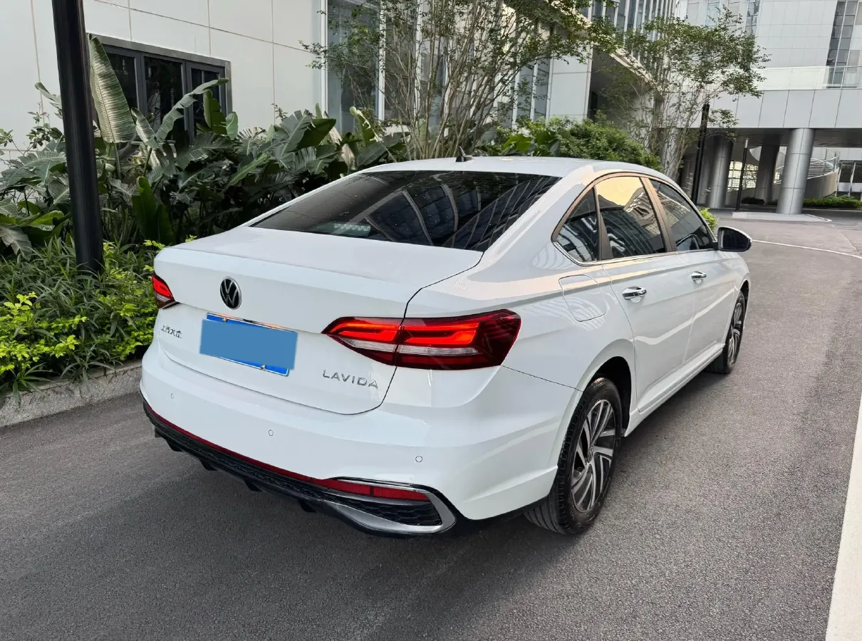 2024 Volkswagen Lavida 1.5L 110HP L4 6AT,autocango,china used car exporter,china ev exporter,chinese used car exporter,chinese used ev exporter