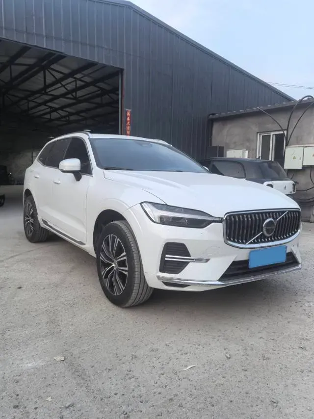 2022 Volvo XC60 2.0T 250HP L4 8AT,autocango,china used car exporter,china ev exporter,chinese used car exporter,chinese used ev exporter