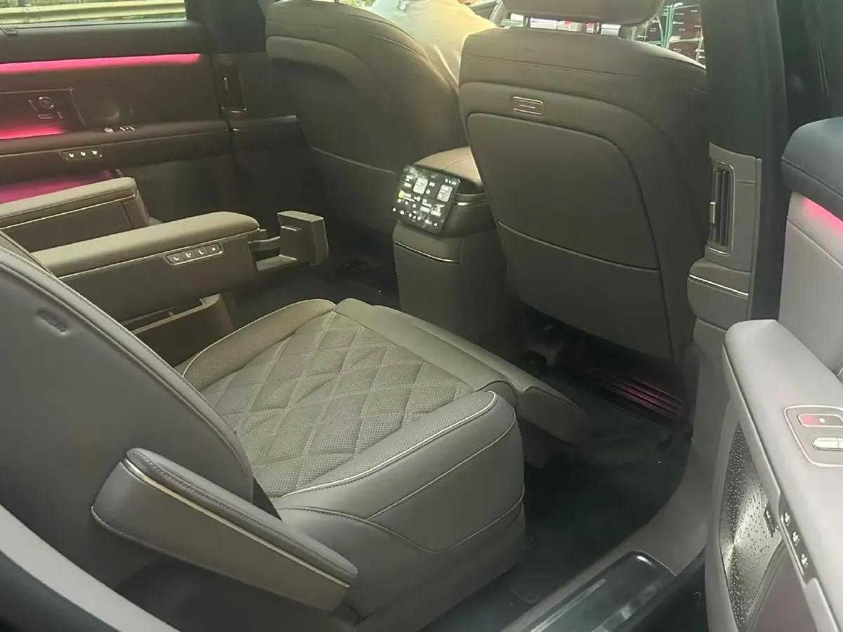 2026 NIO ES8 BEV,autocango,china used car exporter,china ev exporter,chinese used car exporter,chinese used ev exporter