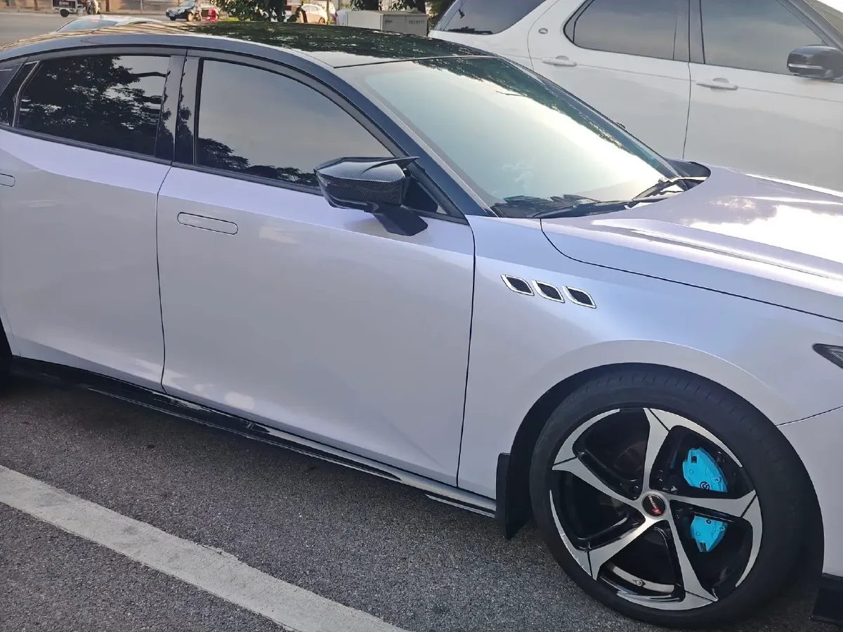 2023 ChangAn UNI-V 1.5T 188HP L4 7DCT,autocango,china used car exporter,china ev exporter,chinese used car exporter,chinese used ev exporter